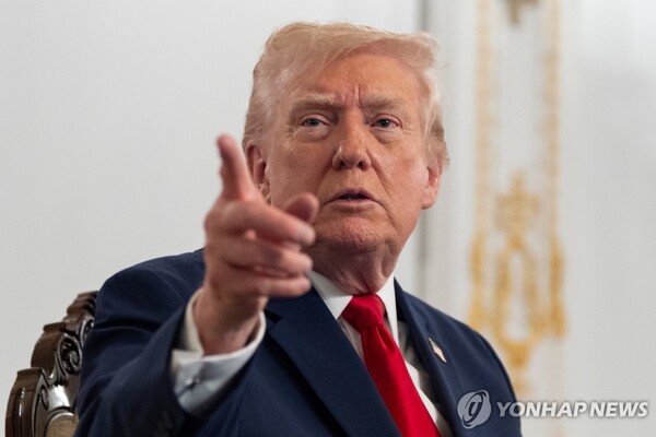 총격 사건 이후 트럼프의 강력한 반이민 정책 발표…미국 내 긴장 고조