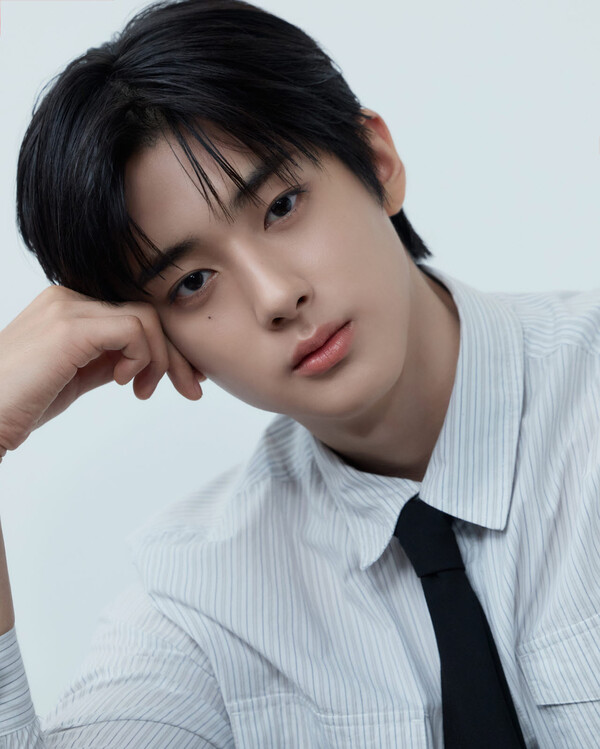 배우 김민규가 BH엔터테인먼트와 전속계약을 맺어 본격적인 배우 활동에 나선다. 온라인 캡쳐