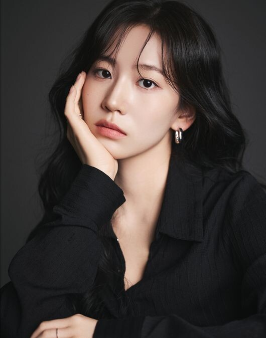 배우 소아린이 그만의 독보적인 스타일을 통해 다채로운 매력을 선보였다. 온라인 캡쳐